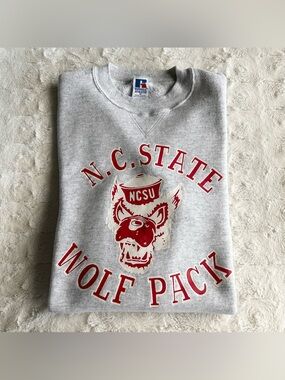 Vintage NC State Sweatshirt Mens Medium Gray Russell Athletic Wolfpack 90s USA